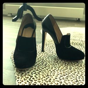 High fashion Italian Made Pumps, Ports 1961